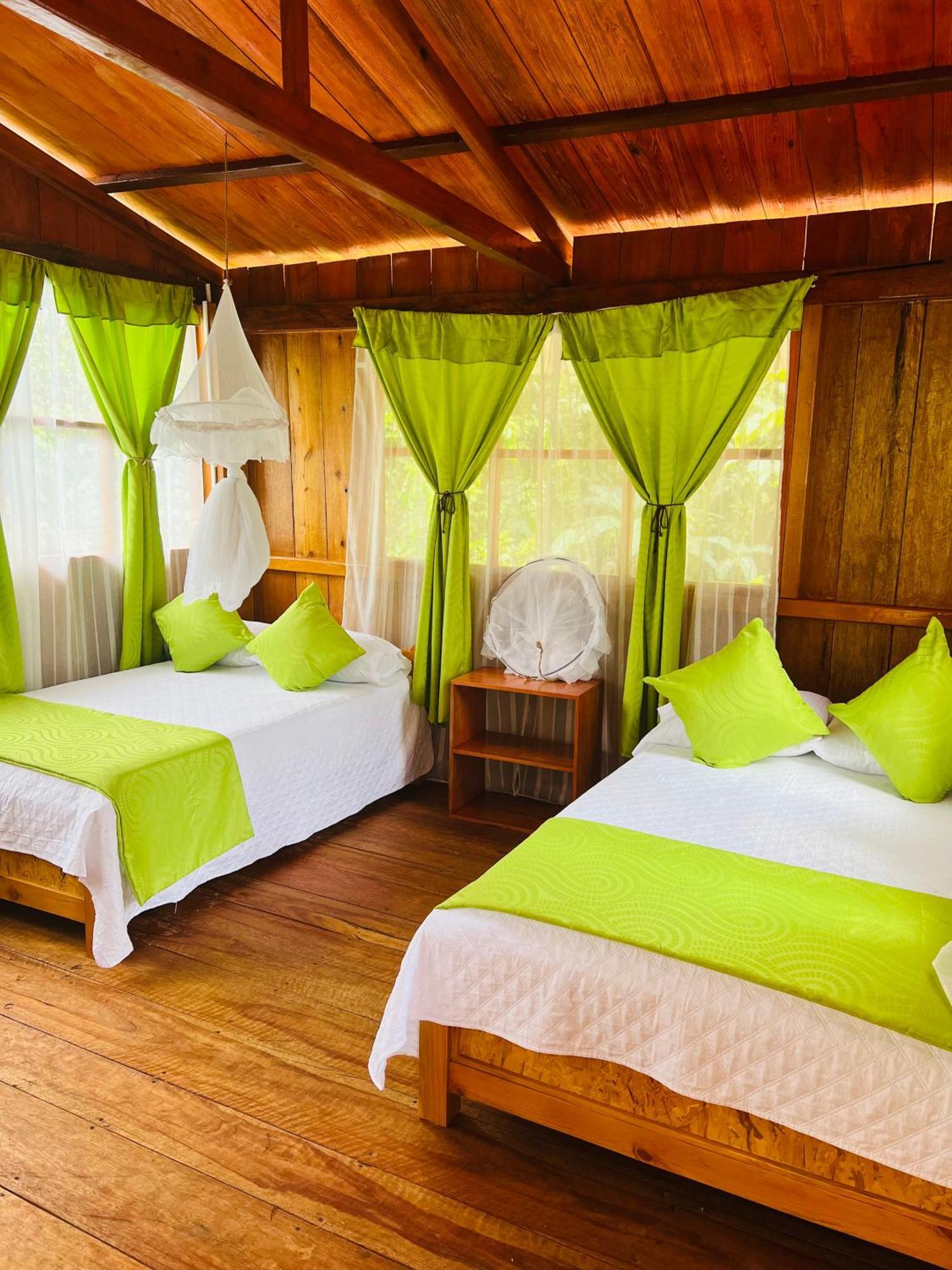 Mama Yeya Raices Guest House San Cipriano Exterior foto